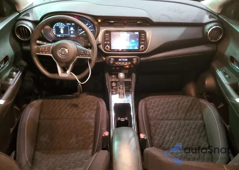 2021 Nissan Kicks Sv z USA, uszkodzony, nr VIN 3N1CP5CV7ML542155